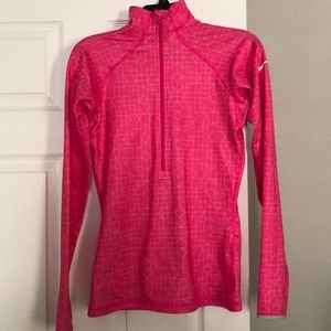 Nike Pro long sleeve workout top Size Small